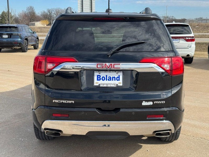 2019 GMC Acadia Denali