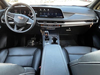 2024 Cadillac XT4 Premium Luxury