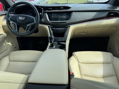 2018 Cadillac XT5 Luxury AWD