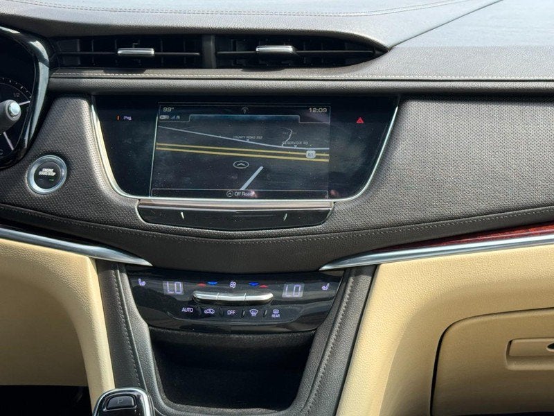 2018 Cadillac XT5 Luxury AWD