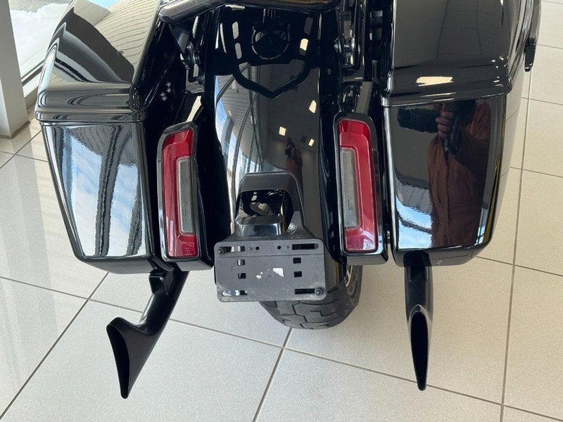 2024 HARLEY DAVIDSON STREET GLIDE Base