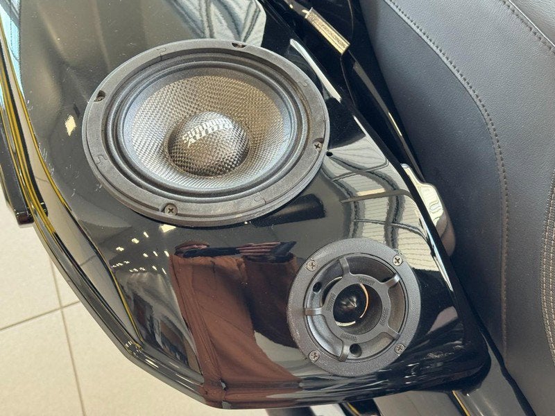 2024 HARLEY DAVIDSON STREET GLIDE Base