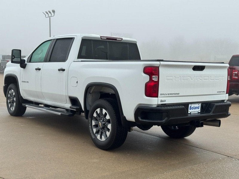 2024 Chevrolet Silverado 2500 HD Custom