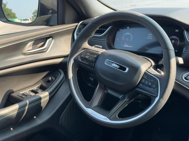 2024 Jeep Grand Cherokee L Laredo X 4x4