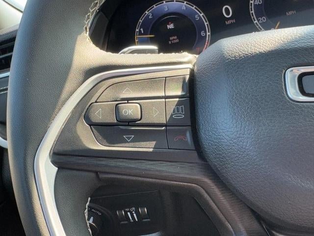 2024 Jeep Grand Cherokee L Laredo X 4x4