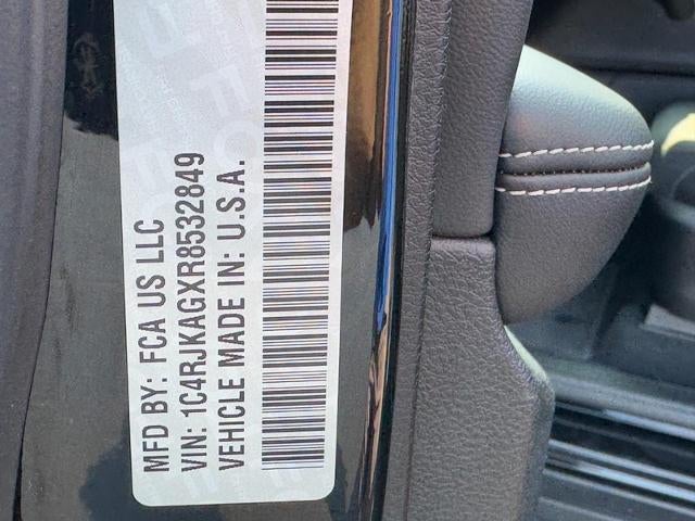 2024 Jeep Grand Cherokee L Laredo X 4x4