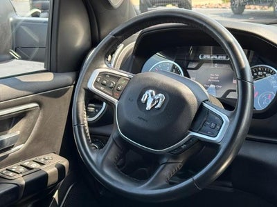 2023 RAM 1500 Big Horn 4x4 Crew Cab Box