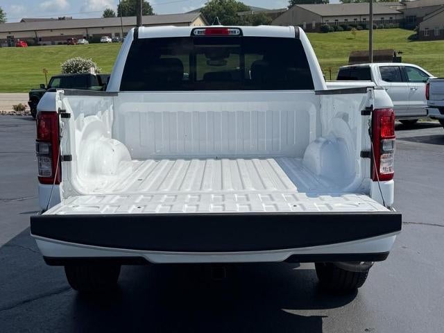 2023 RAM 1500 Big Horn 4x4 Crew Cab Box