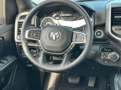 2025 RAM 1500 Big Horn 4x4 Crew Cab Box