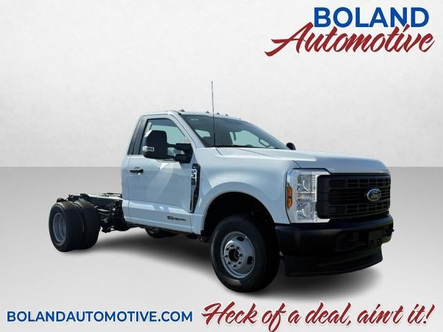 2026 Ford Super Duty F-350 DRW F-350® XL