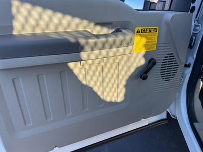 2008 Ford Super Duty F-350 DRW 4WD Reg Cab CA XL