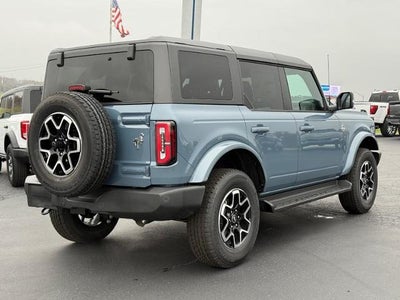 2025 Ford Bronco Outer Banks®