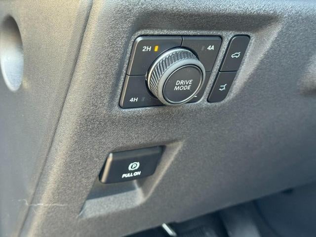 2025 Ford Expedition Max Active MAX