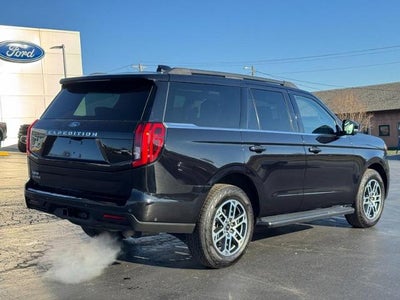 2025 Ford Expedition Active 4x4