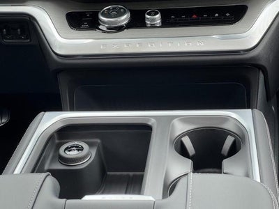 2026 Ford Expedition Platinum®