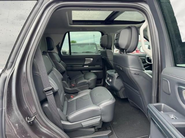 2026 Ford Expedition Platinum®