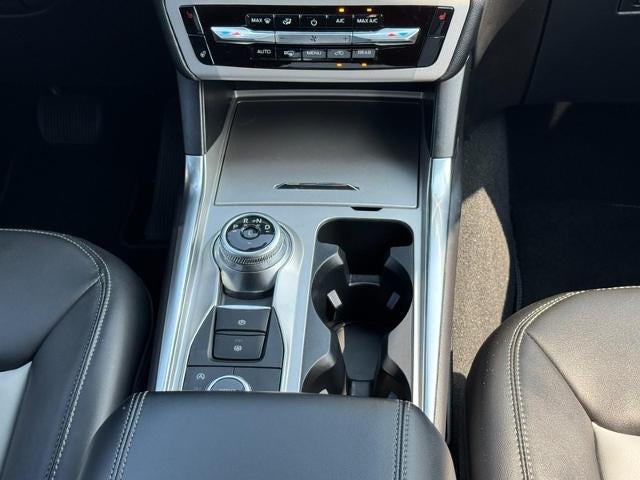 2024 Ford Explorer XLT 4WD