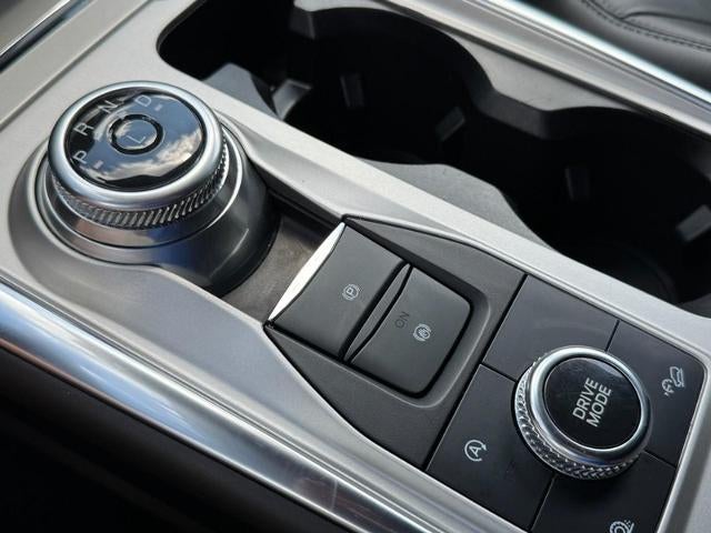 2024 Ford Explorer XLT 4WD