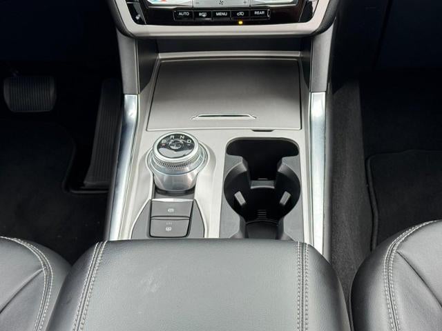 2022 Ford Explorer XLT 4WD