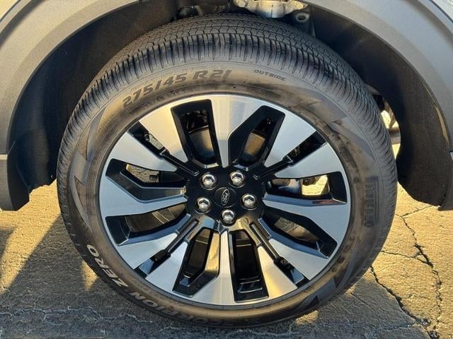 2025 Ford Explorer Platinum 4WD