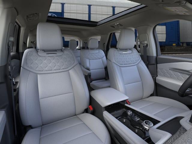 2026 Ford Explorer 4DR 4WD PLTNM