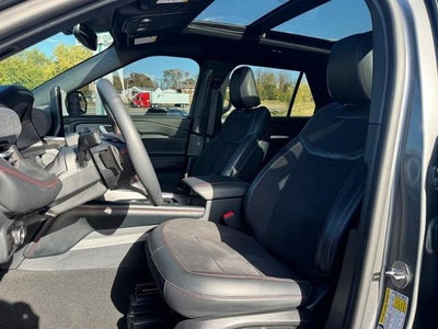 2025 Ford Explorer ST 4WD