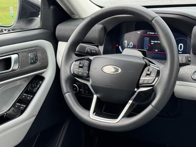 2025 Ford Explorer Platinum 4WD
