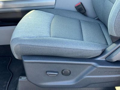 2027 Ford Super Duty F-250 SRW F-250® XLT