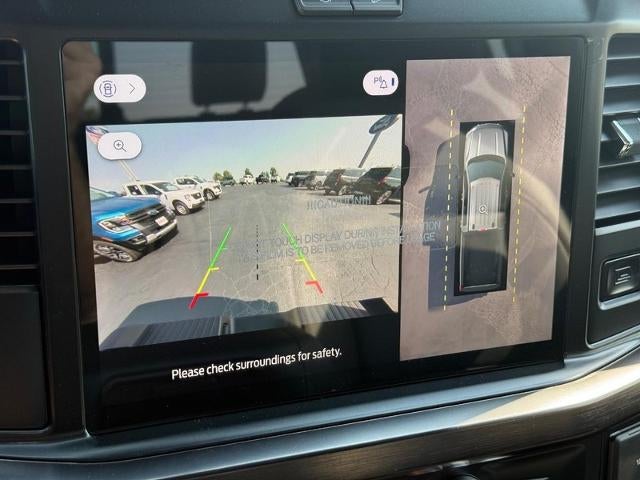 2025 Ford Super Duty F-350 SRW F-350® Lariat®