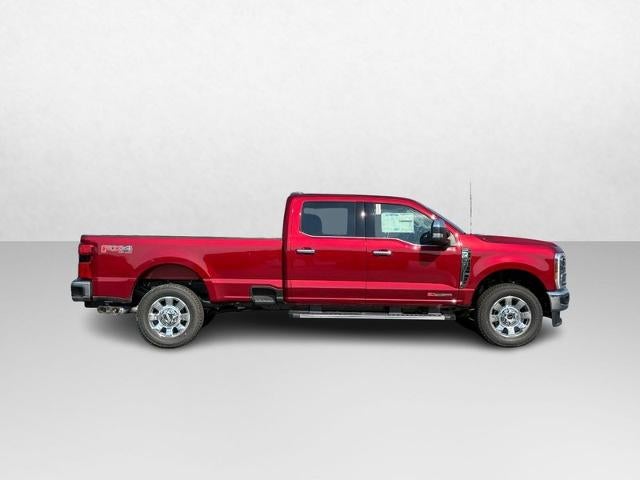 2025 Ford Super Duty F-350 SRW F-350® Lariat®