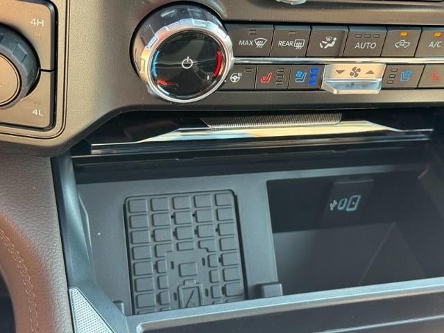 2026 Ford Super Duty F-350 SRW F-350® King Ranch®