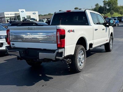 2026 Ford Super Duty F-350 SRW F-350® King Ranch®