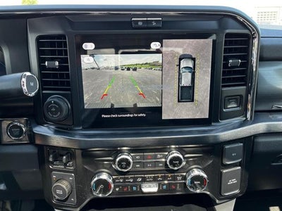 2025 Ford Super Duty F-350 SRW F-350® Lariat®