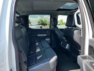 2025 Ford Super Duty F-350 SRW F-350® Lariat®