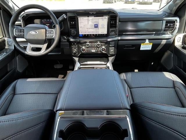 2025 Ford Super Duty F-350 SRW F-350® Lariat®