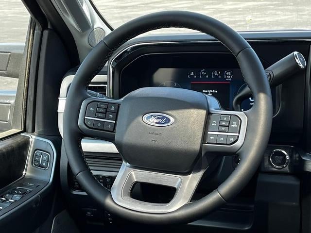 2025 Ford Super Duty F-350 SRW F-350® Lariat®