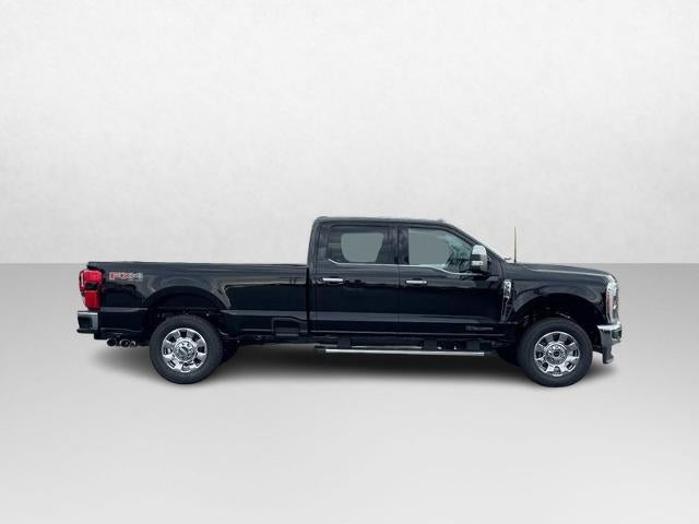 2026 Ford Super Duty F-350 SRW F-350® Lariat®