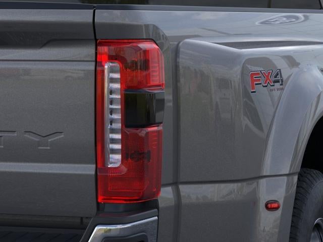 2026 Ford Super Duty F-350 DRW F-350® Lariat®