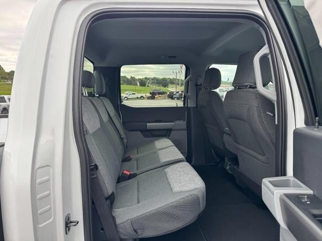 2027 Ford Super Duty F-350 DRW F-350® XLT