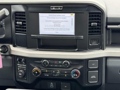 2027 Ford Super Duty F-350 DRW F-350® XLT