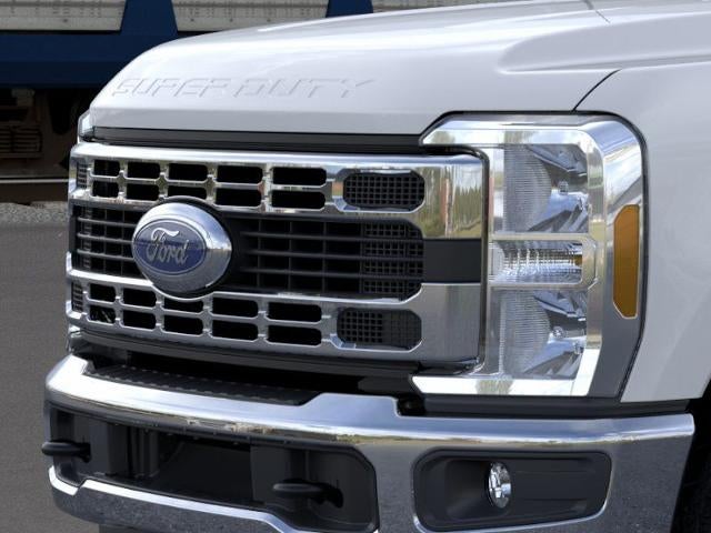 2026 Ford Super Duty F-350 DRW F-350® XLT