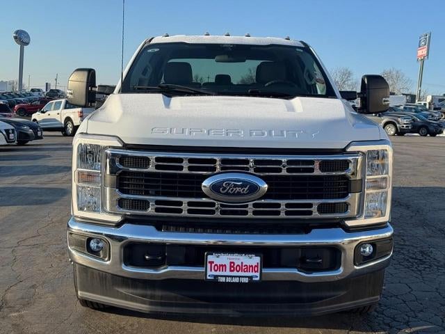 2025 Ford Super Duty F-350 DRW XLT 4WD Crew Cab Box