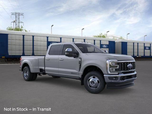 2026 Ford Super Duty F-350 DRW F-350® Lariat®