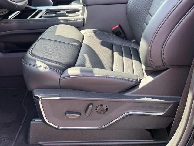 2026 Ford Super Duty F-450 DRW F-450® Platinum®
