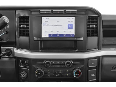 2027 Ford Super Duty F-350 SRW F-350® XL