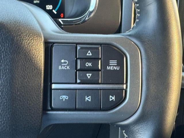 2022 Ford F-150 LARIAT 4WD SuperCrew 5.Box