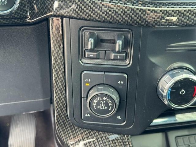 2023 Ford F-150 LARIAT 4WD SuperCrew 5.Box