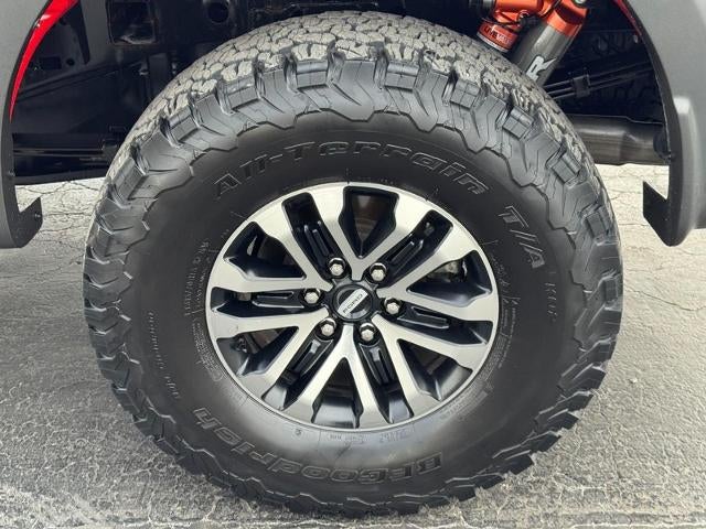 2020 Ford F-150 Raptor 4WD SuperCrew 5.Box