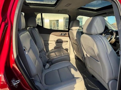 2022 GMC Acadia FWD 4dr SLT