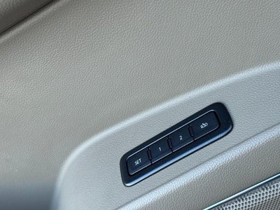 2019 Chevrolet Suburban 4WD 4dr 1500 LT